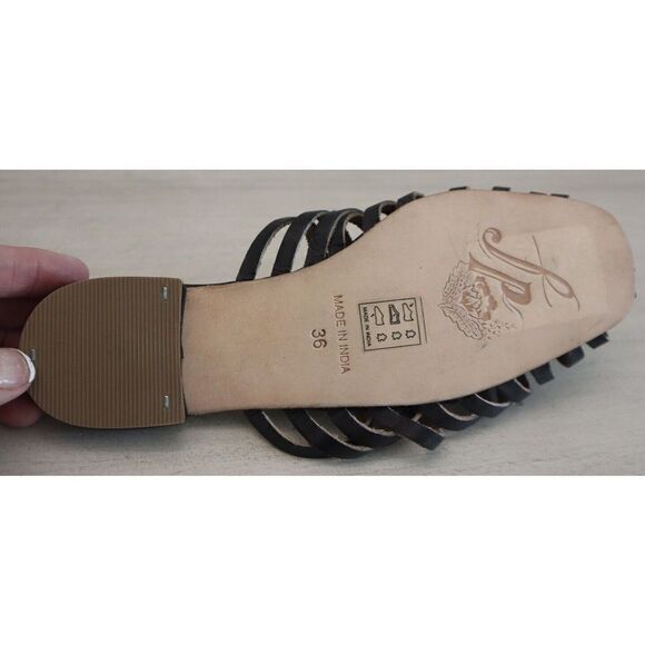 Free People Women Sz US 6/EU 36 Black Snake Print Odette Strappy Flat Sandals $8 - Picture 6 of 13